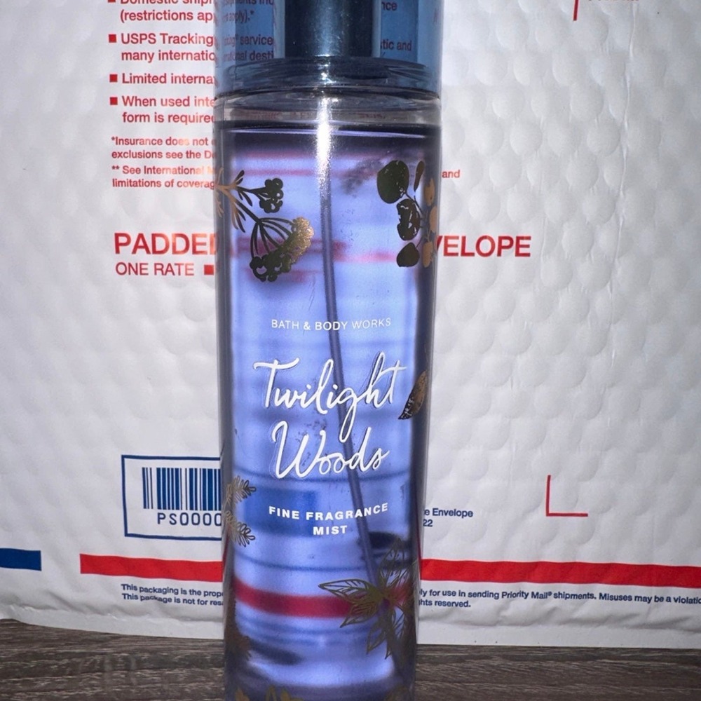 Bath and‎ body Works Twilight woods body spray mist